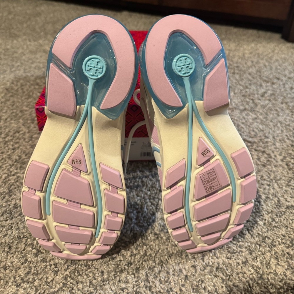 Tory Burch Tech Trainer Mesh - Picture 5 of 7